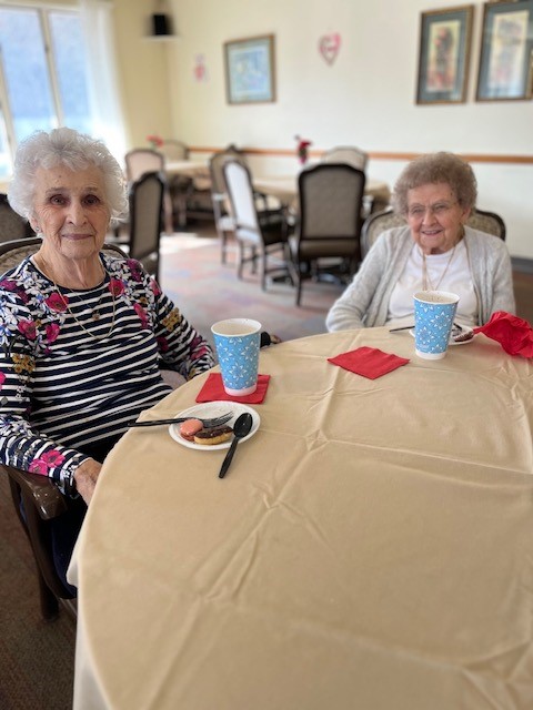 Hot Cocoa Bar Edgewood Evelyn Shaffer and Helen Miller