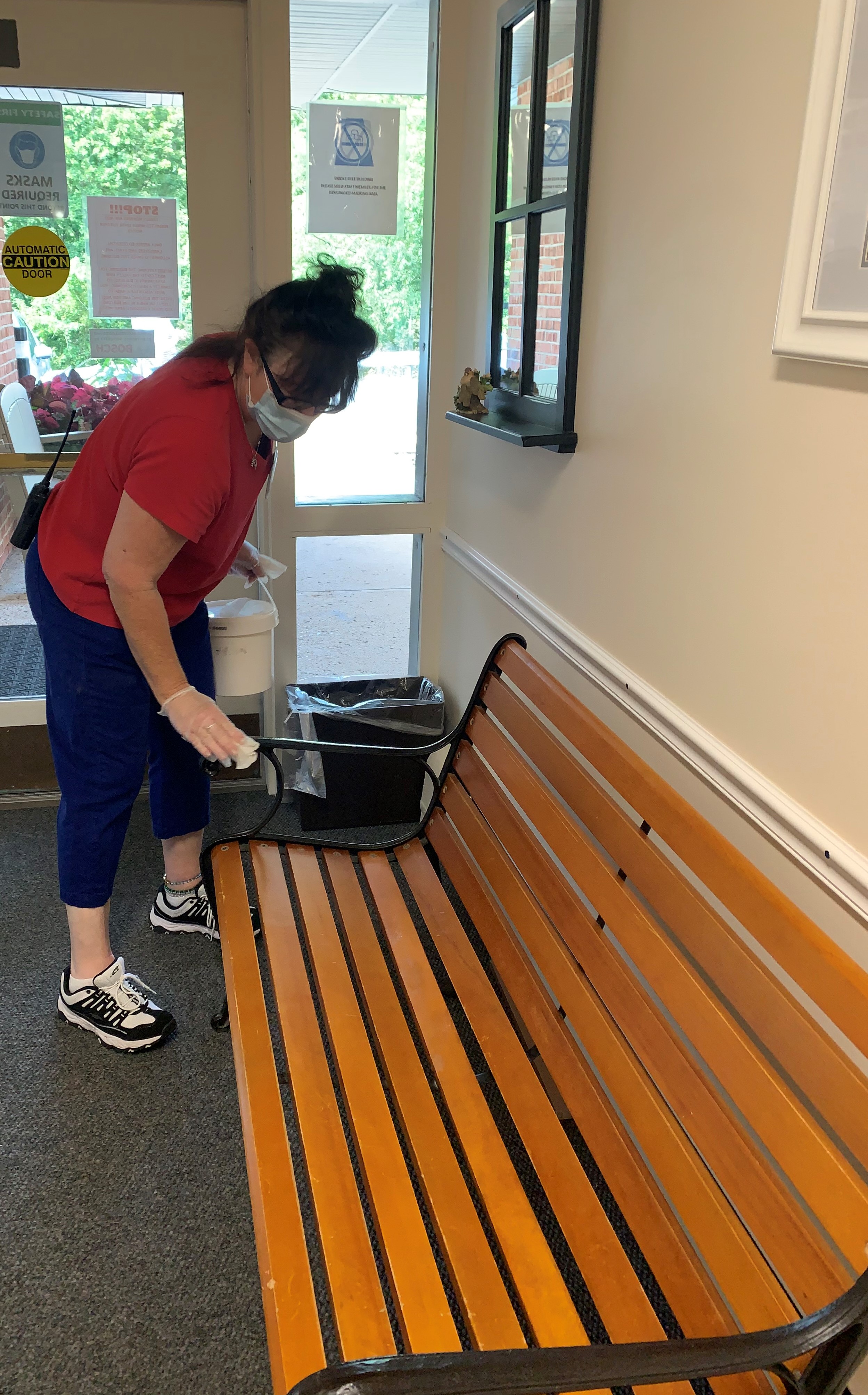 tammy sanitizing bench